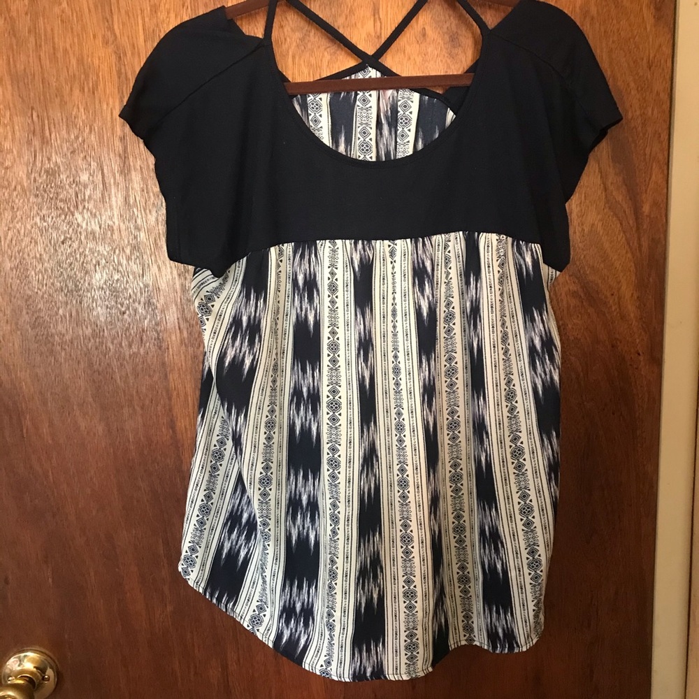 Xhilaration Top